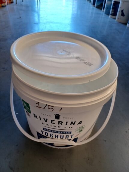 10 litre Bucket (clean with handle and lid) - $2 (32 in total)