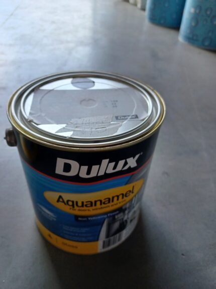 Dulux Aquanamel - Light Earth - 2 litres