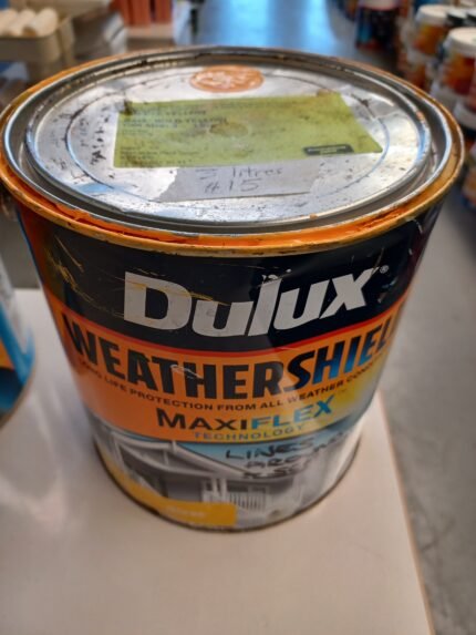 Dulux Weathershield - Safety Yellow - 3 litres