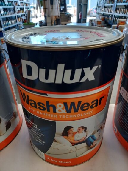 Dulux Wash & Wear - White - 8 litres