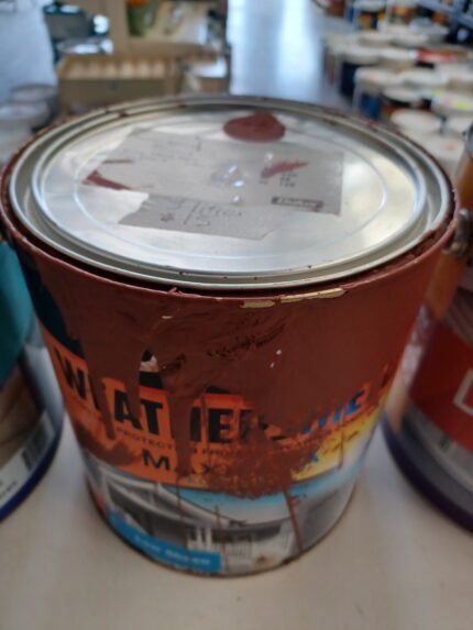 Dulux Weathershield - Reddy Brown - 3 litres for $15