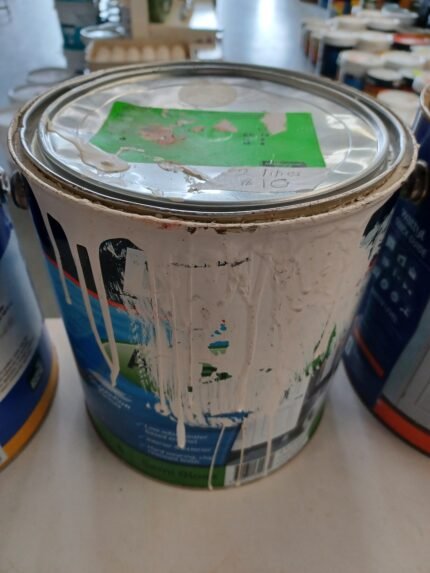Dulux Aquanamel - White Beach Half - 2 litres for $10