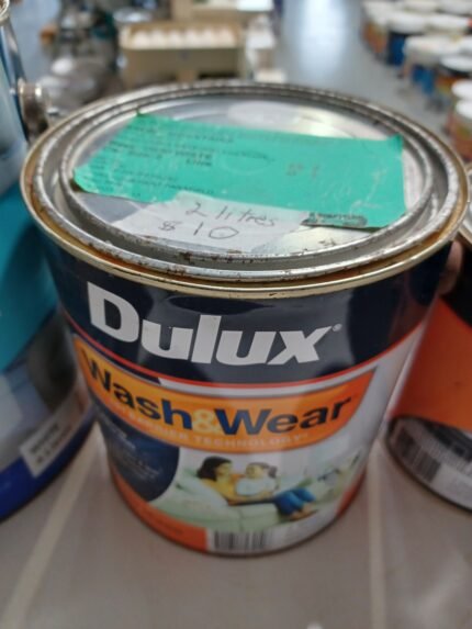 Dulux Wash & Wear - Snowy Mountains - 2 litres for $10