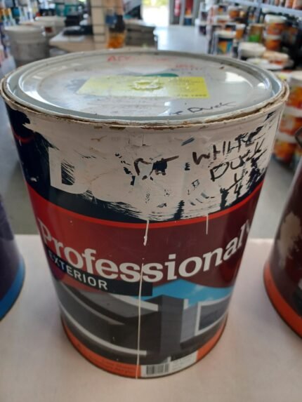 Dulux Professional - White Duck Quarter - Exterior - 7 litres for $35