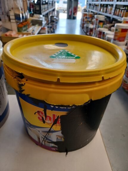 Wattyl Solagard - Black Low Sheen - 2 litres for $10