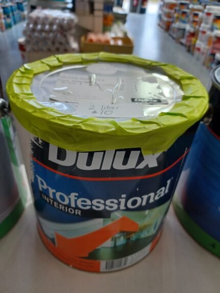 Dulux Professional Interior - Antique White USA - 2 litres for $10