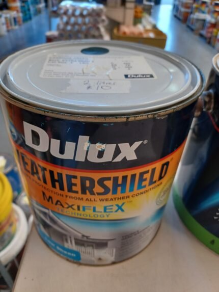 Dulux Wathershield - Carriage Green - Low Sheen - 2 litres for $10