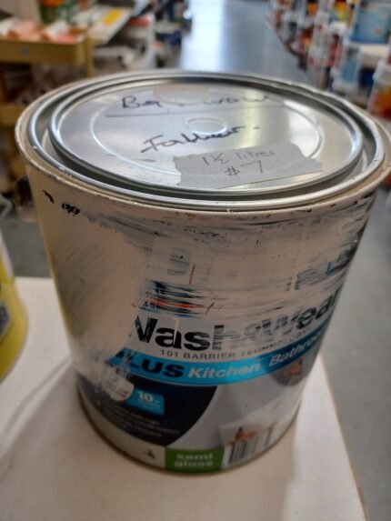 Dulux Wash & Wear - Kitchen & Bathroom - White -1.5 litres for $7