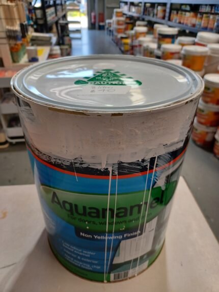 Dulux - Aquanamel - Interior / Exterior - White - Semi Gloss - 8 litres for $40