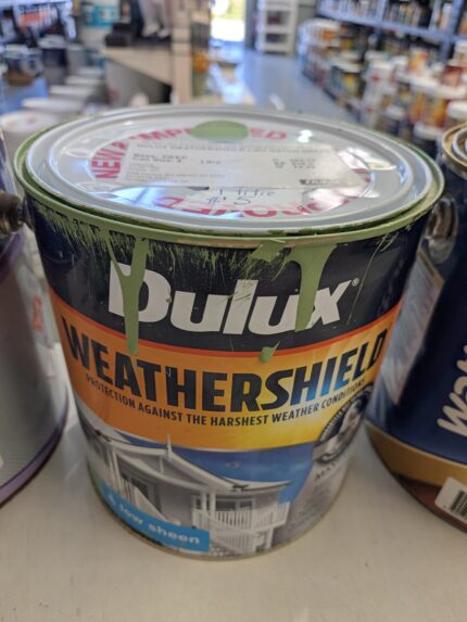 Dulux - Weathershield - Self Priming - Green - Low Sheen - 1 litre for $5